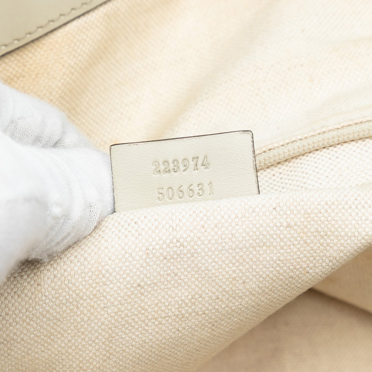 Gucci GG Canvas Sukey Satchel Bruin