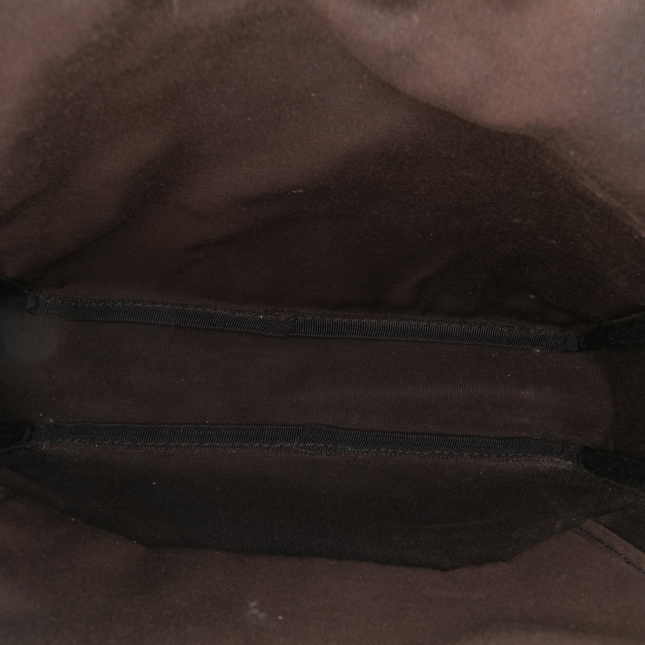 Gucci GG Supreme Crossbody Bruin