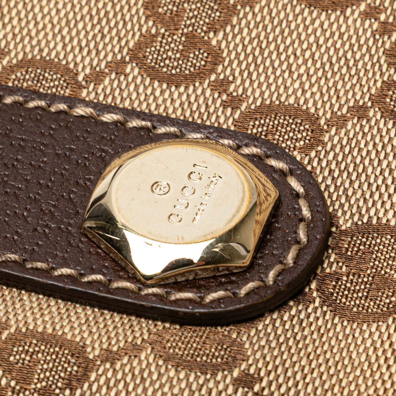 Gucci GG Canvas Charmy Shoulder Bag Bruin