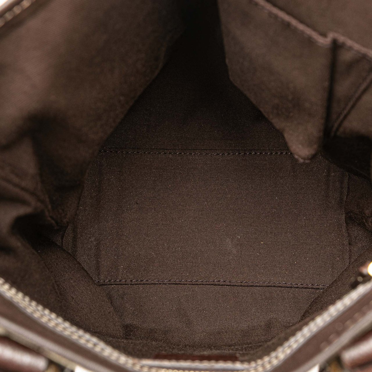 Gucci GG Canvas Charmy Shoulder Bag Bruin