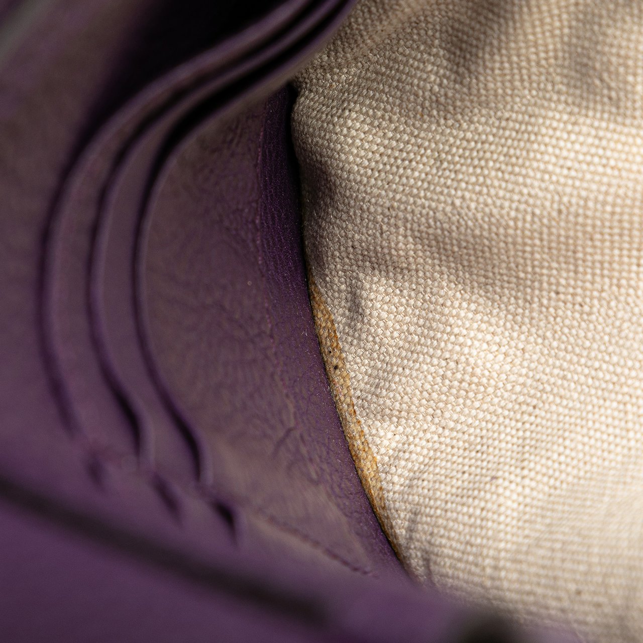 Gucci Pebbled Calfskin Piston Broadway Evening Bag Paars