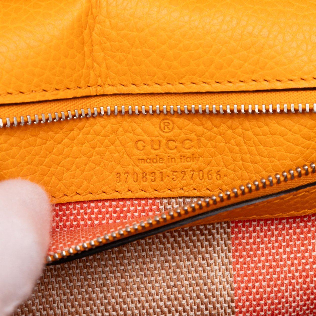 Gucci Small Leather Bamboo Daily Satchel Oranje