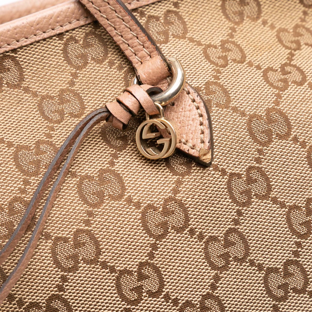 Gucci GG Canvas and Leather Bree Tote Roze