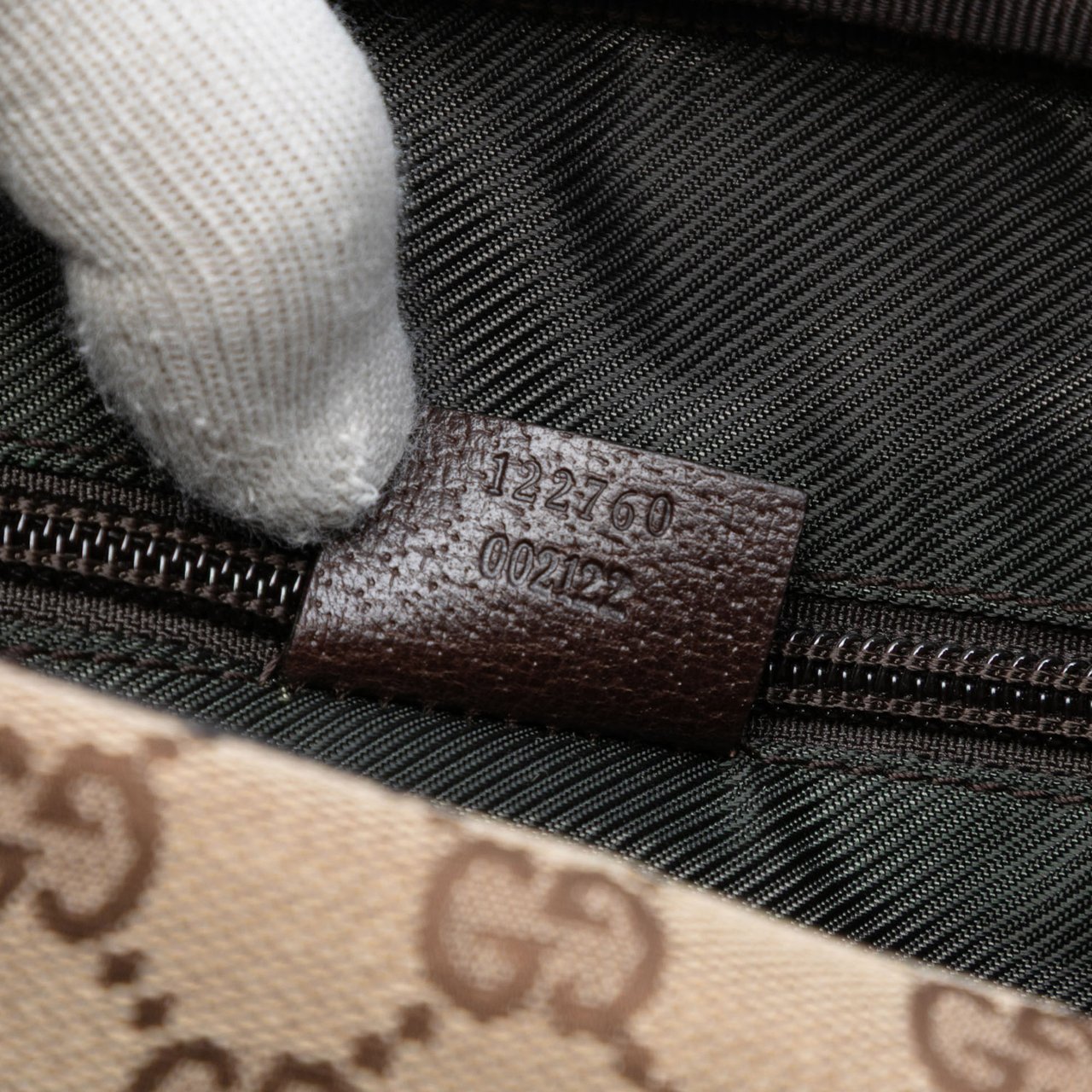 Gucci GG Canvas Crossbody Bruin