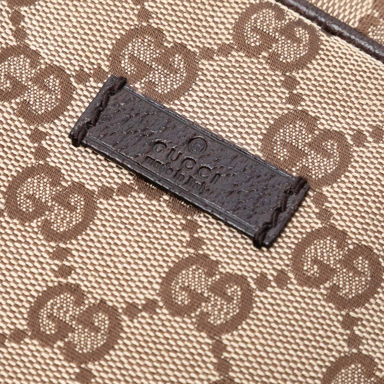 Gucci GG Canvas Crossbody Bruin