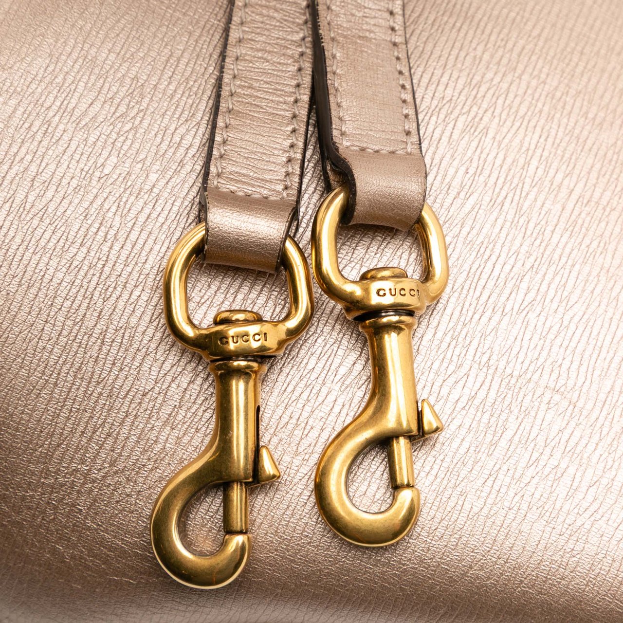 Gucci Leather Bright Bit Satchel Goud