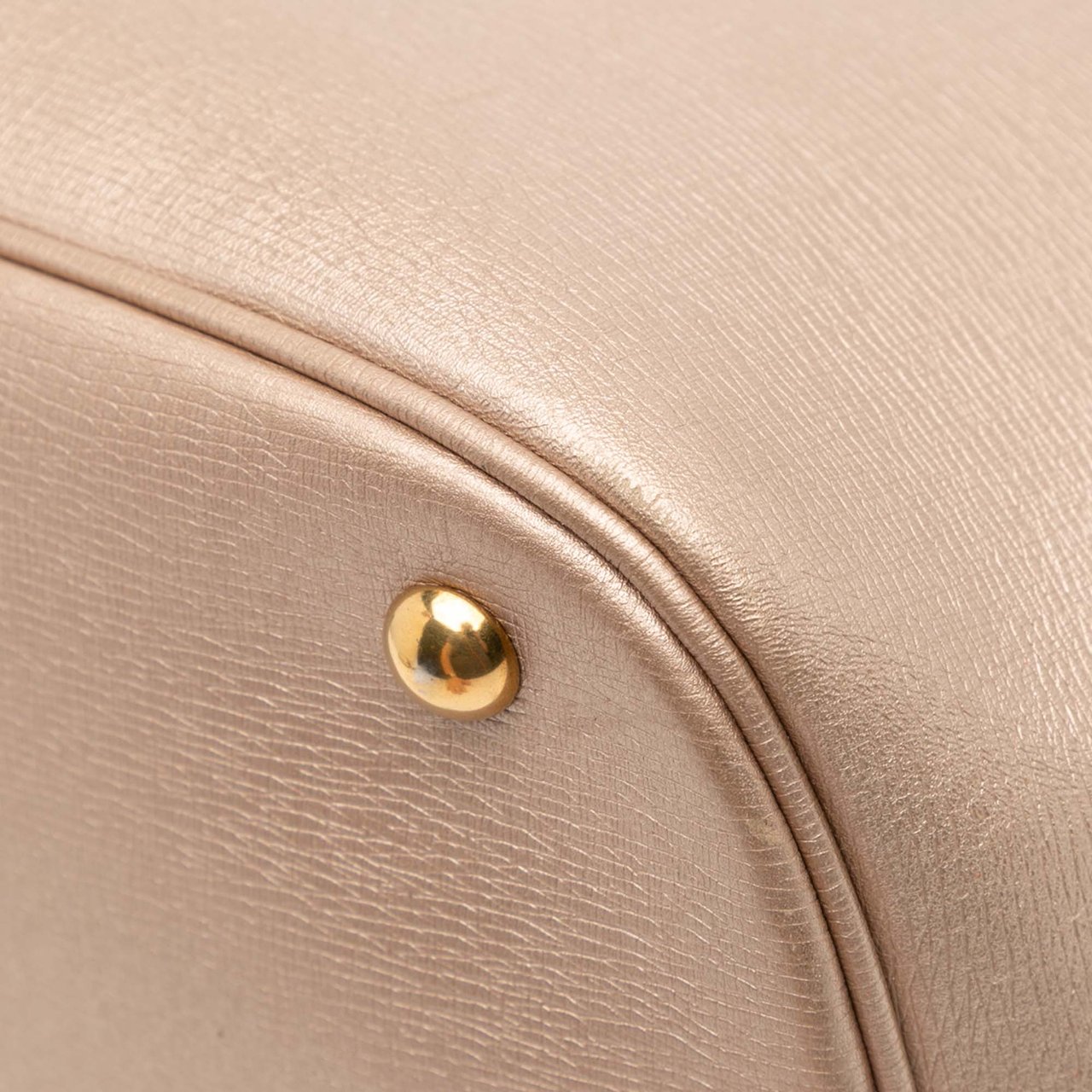 Gucci Leather Bright Bit Satchel Goud