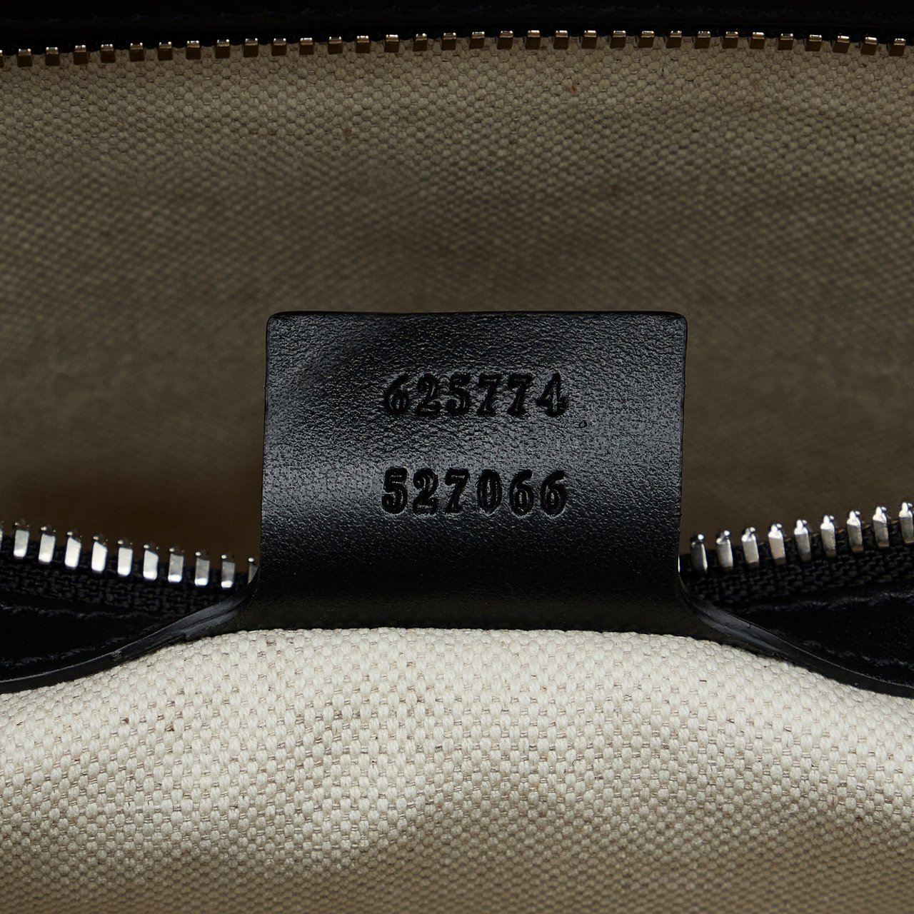 Gucci GG Embossed Tote Zwart