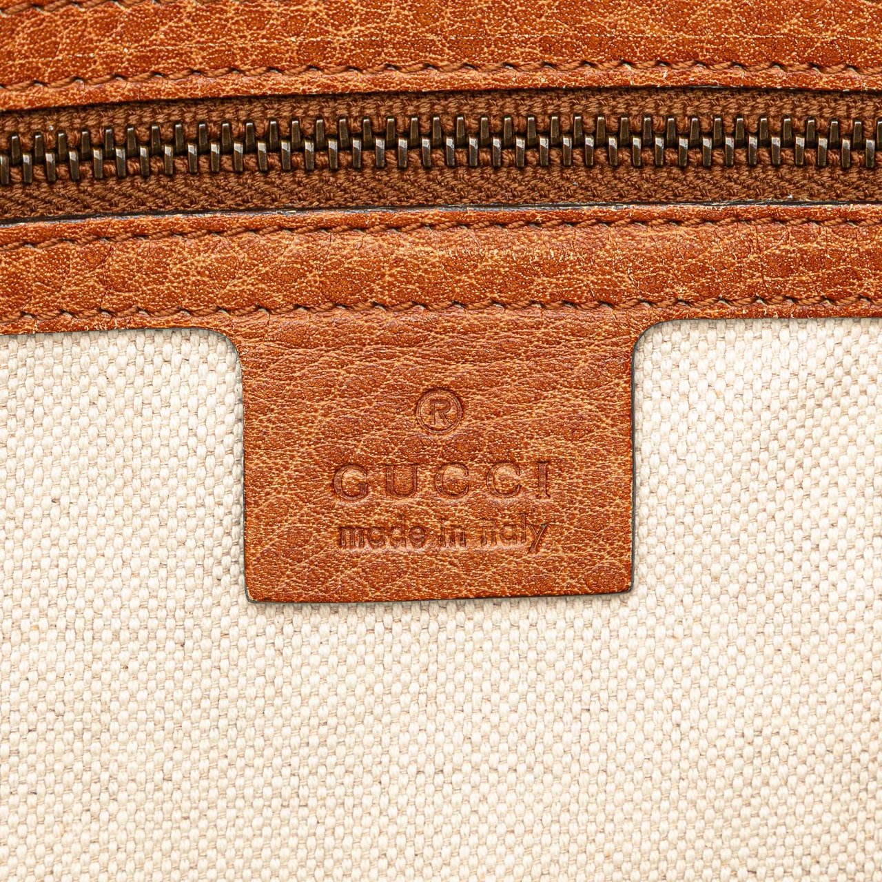 Gucci GG Canvas Laidback Crafty Handbag Bruin