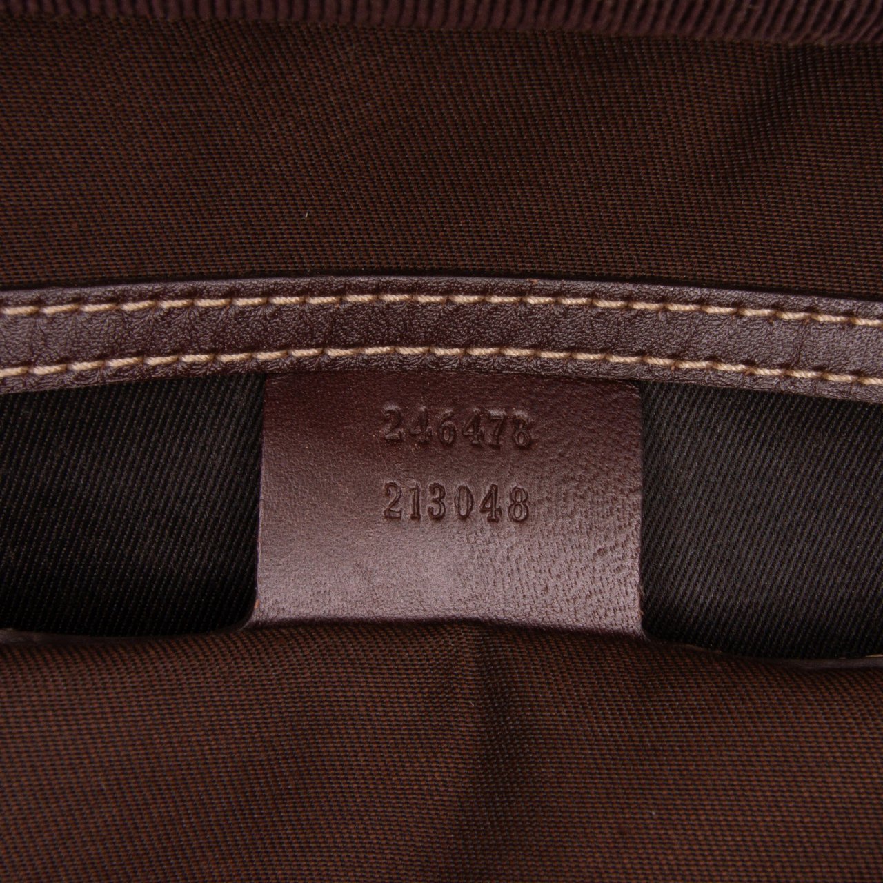 Gucci GG Supreme Travel Bag Bruin