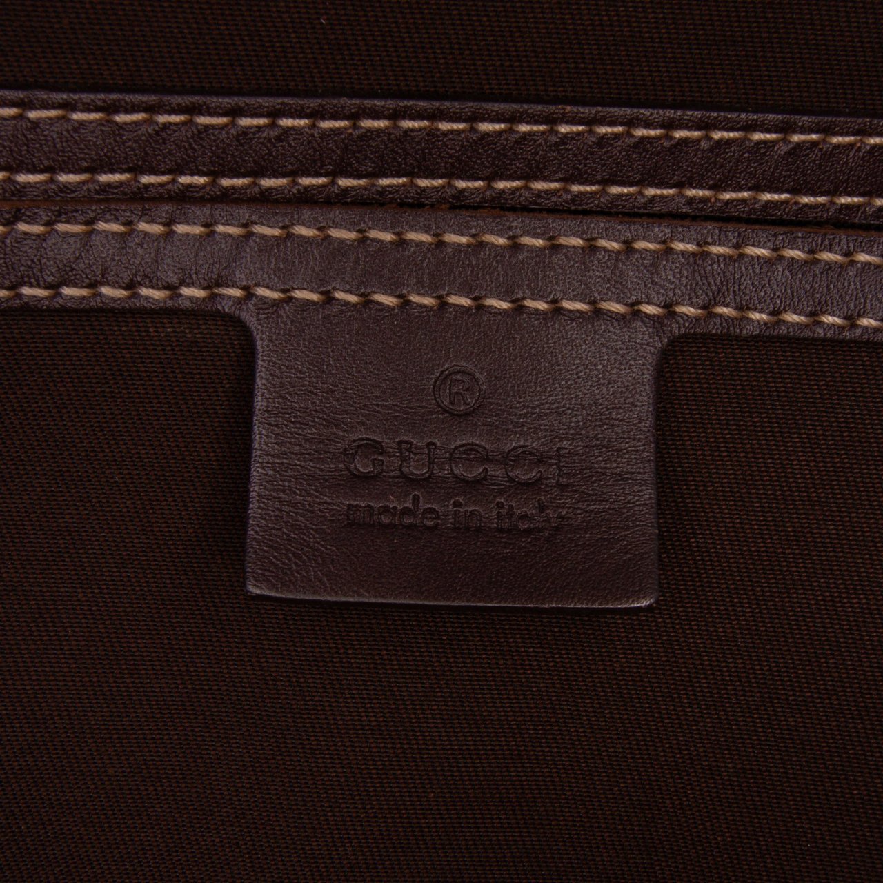 Gucci GG Supreme Travel Bag Bruin