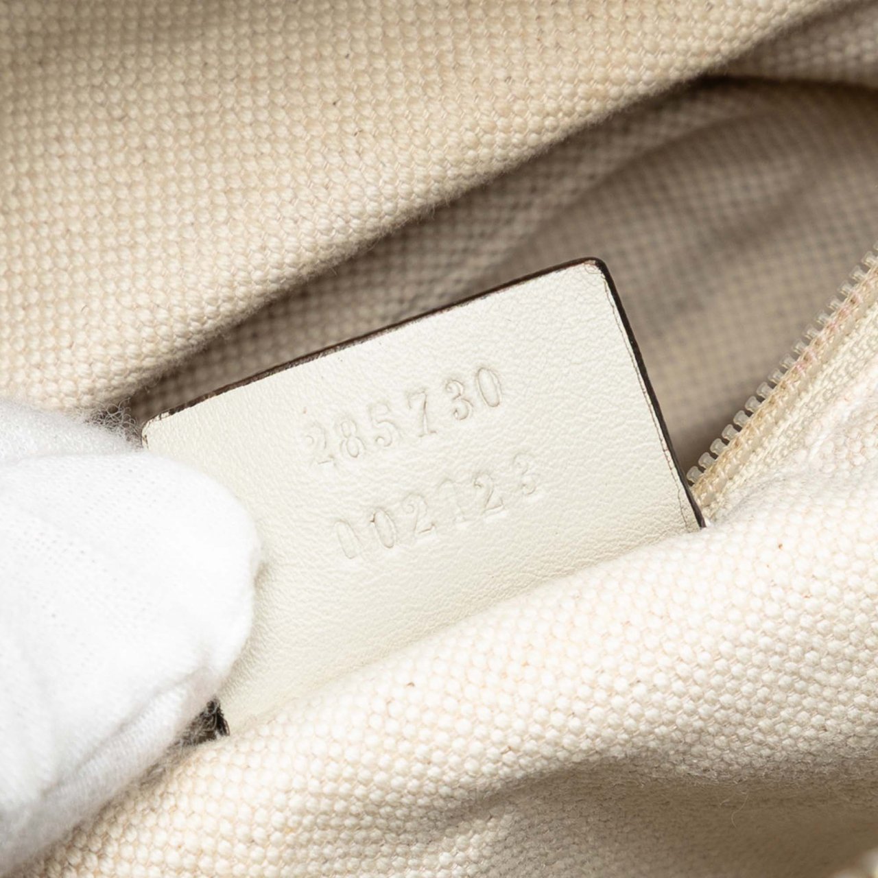 Gucci Guccissima Sukey Satchel Wit