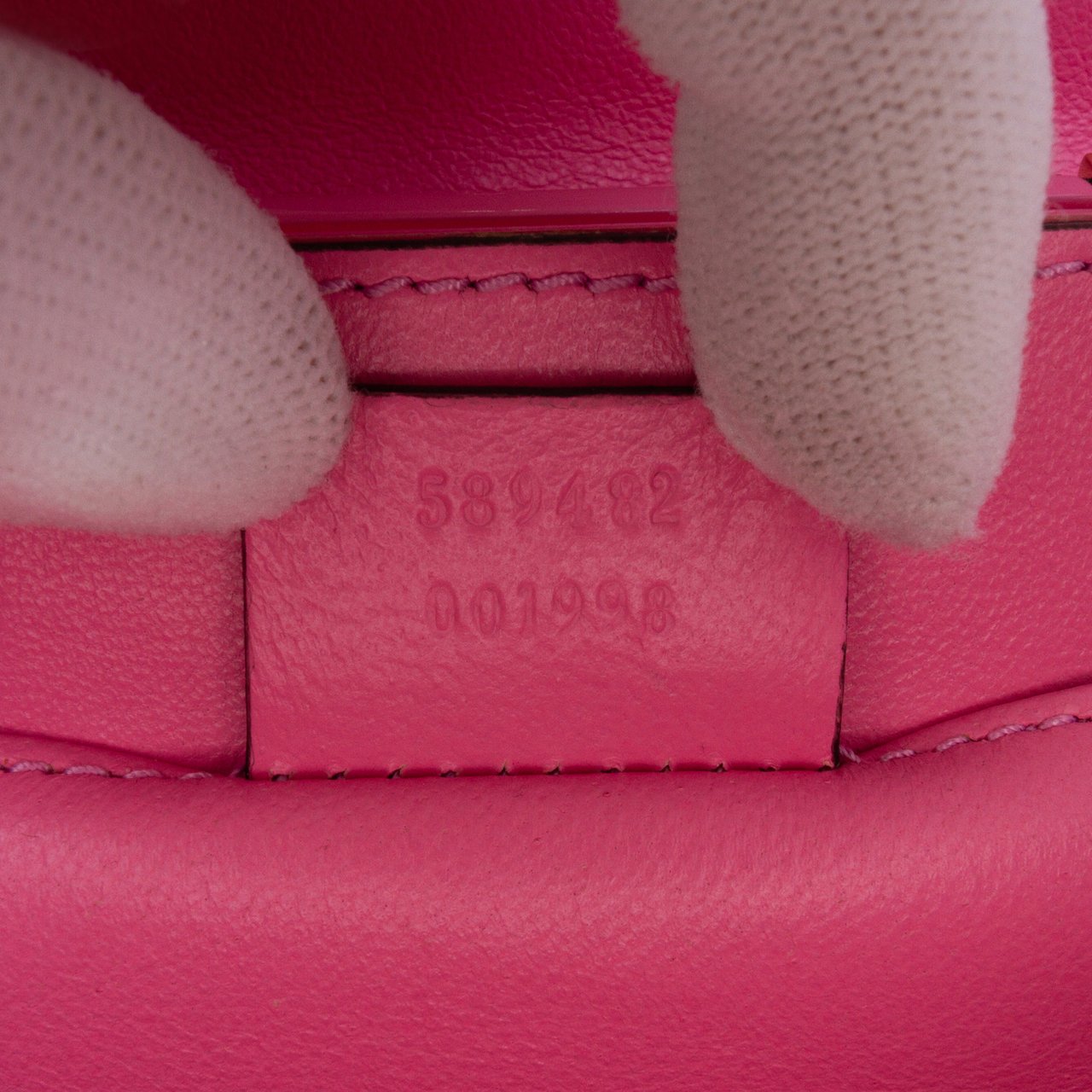 Gucci Mini Acrylic Sylvie 1969 Top Handle Bag Roze