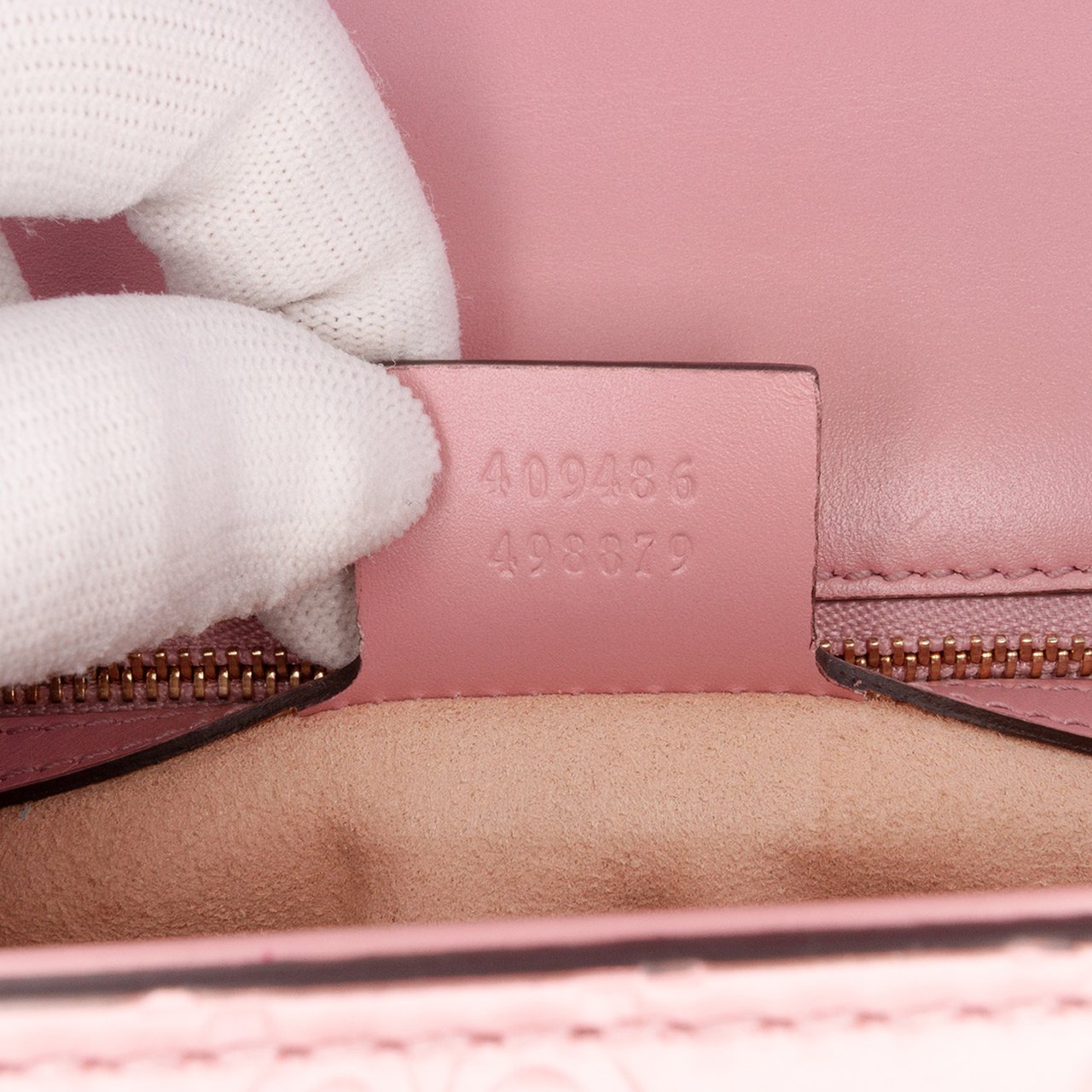 Gucci Medium Guccissima Padlock Shoulder Bag Roze
