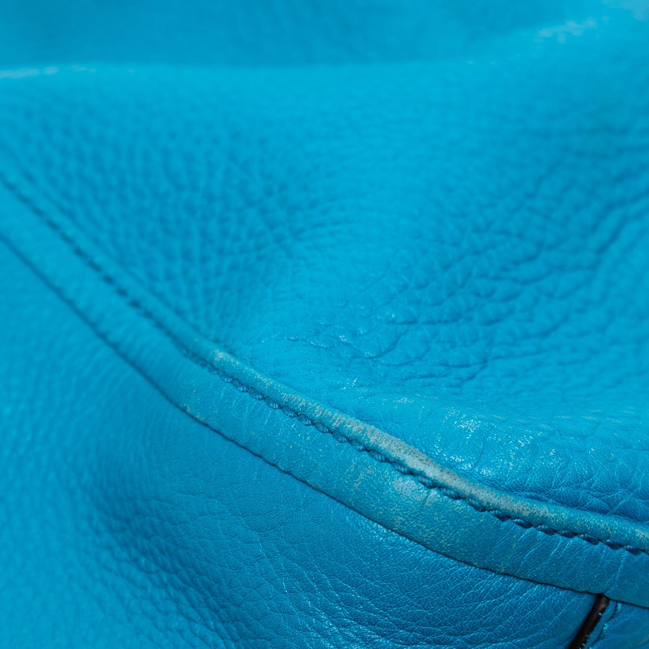 Gucci Medium Leather Soho Cellarius Tote Blauw