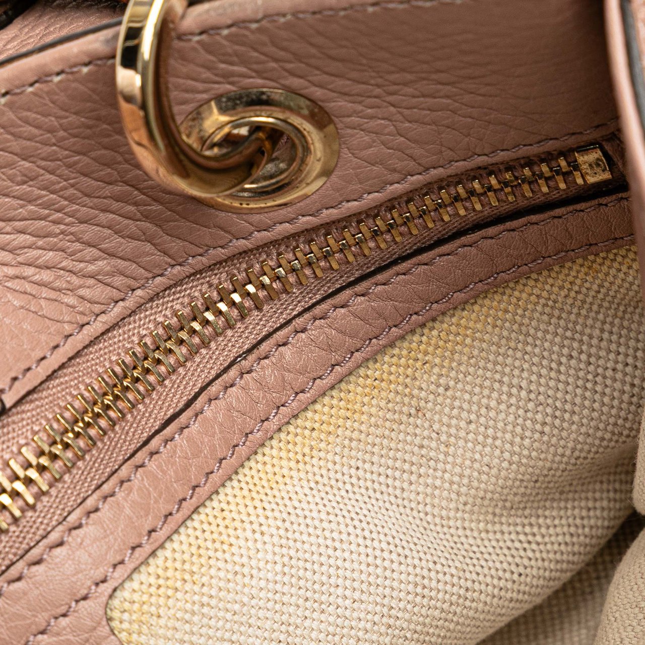 Gucci Small Calfskin Bamboo Shopper Satchel Roze