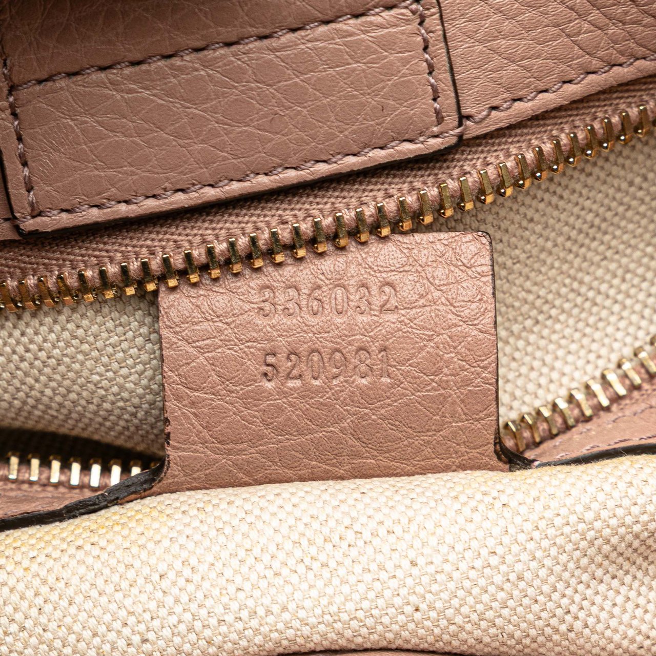 Gucci Small Calfskin Bamboo Shopper Satchel Roze