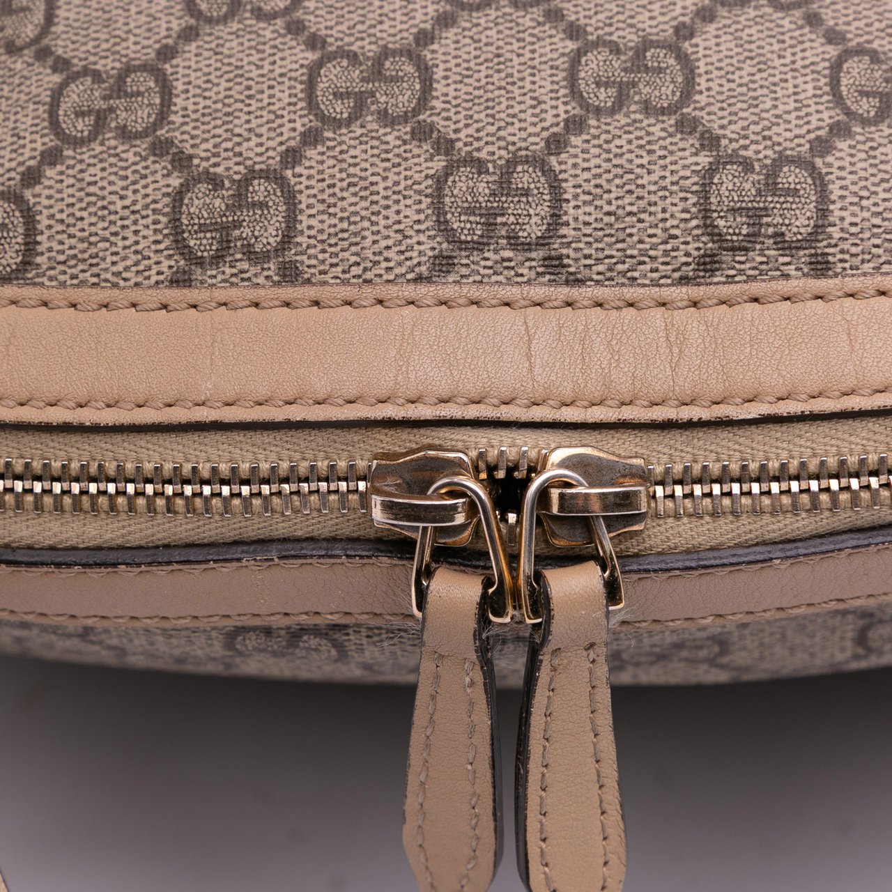 Gucci Large GG Supreme Nice Dome Satchel Bruin