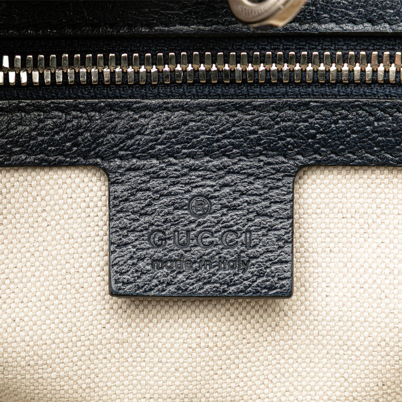 Gucci Small GG Canvas Interlocking G Tote Blauw