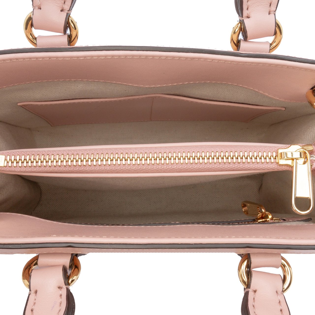 Gucci Mini GG Matelasse Leather Top Handle Bag Roze