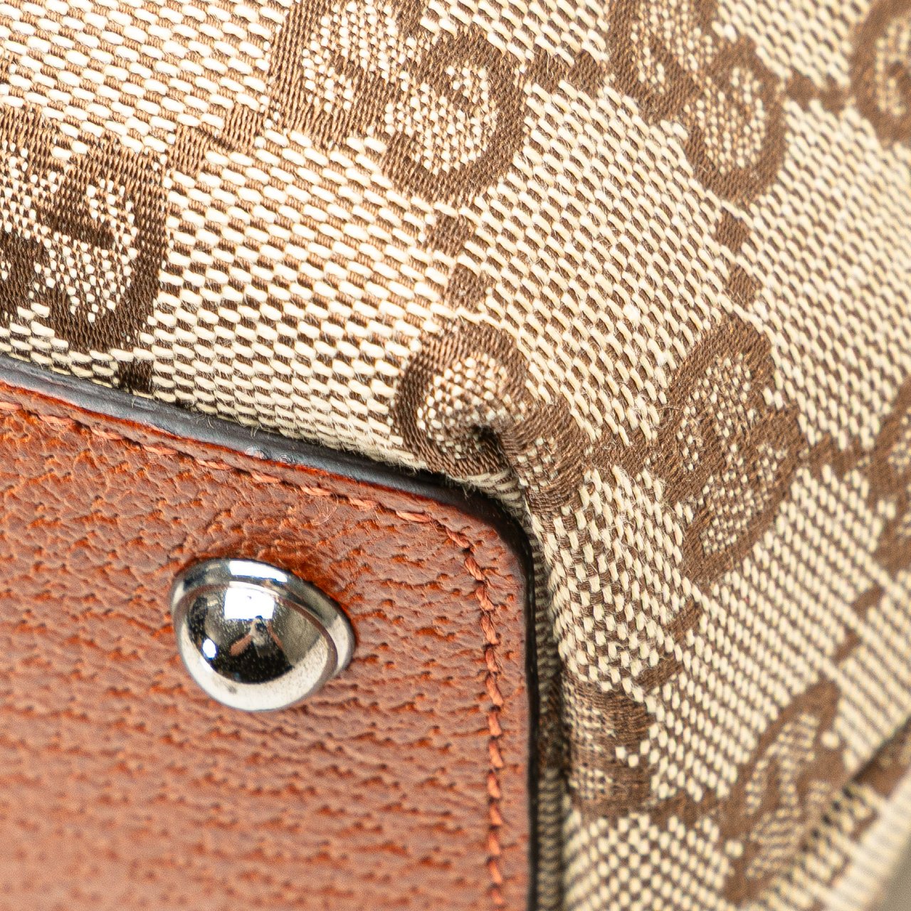 Gucci GG Canvas Eclipse Tote Bruin
