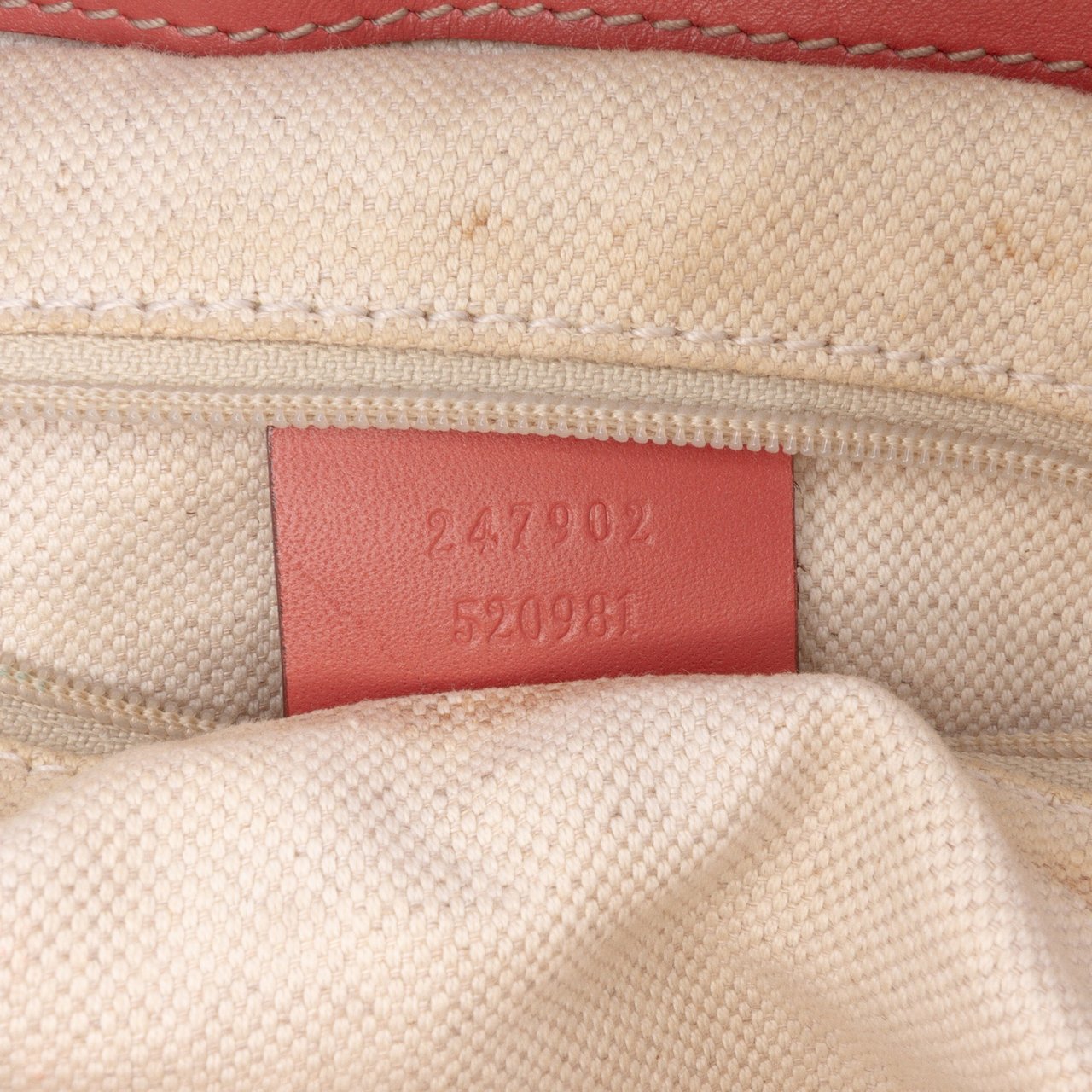 Gucci Diamante Canvas Sukey Satchel Bruin