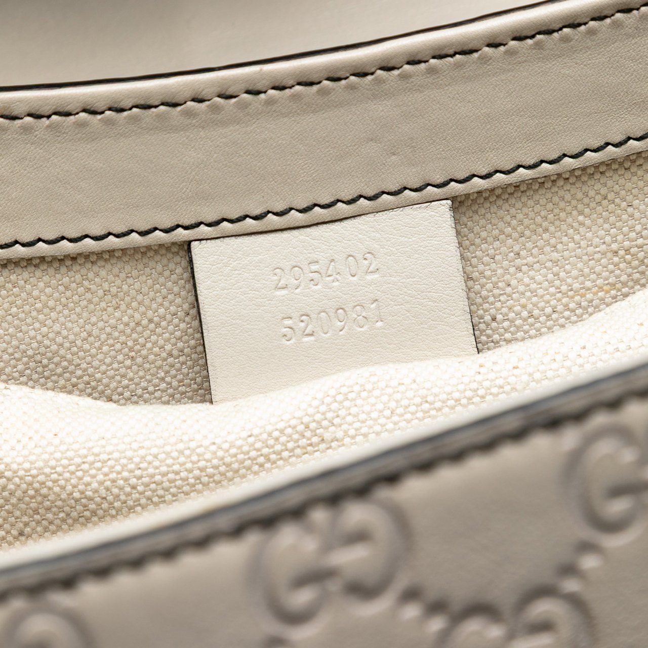 Gucci Medium Guccissima Emily Shoulder Bag Wit