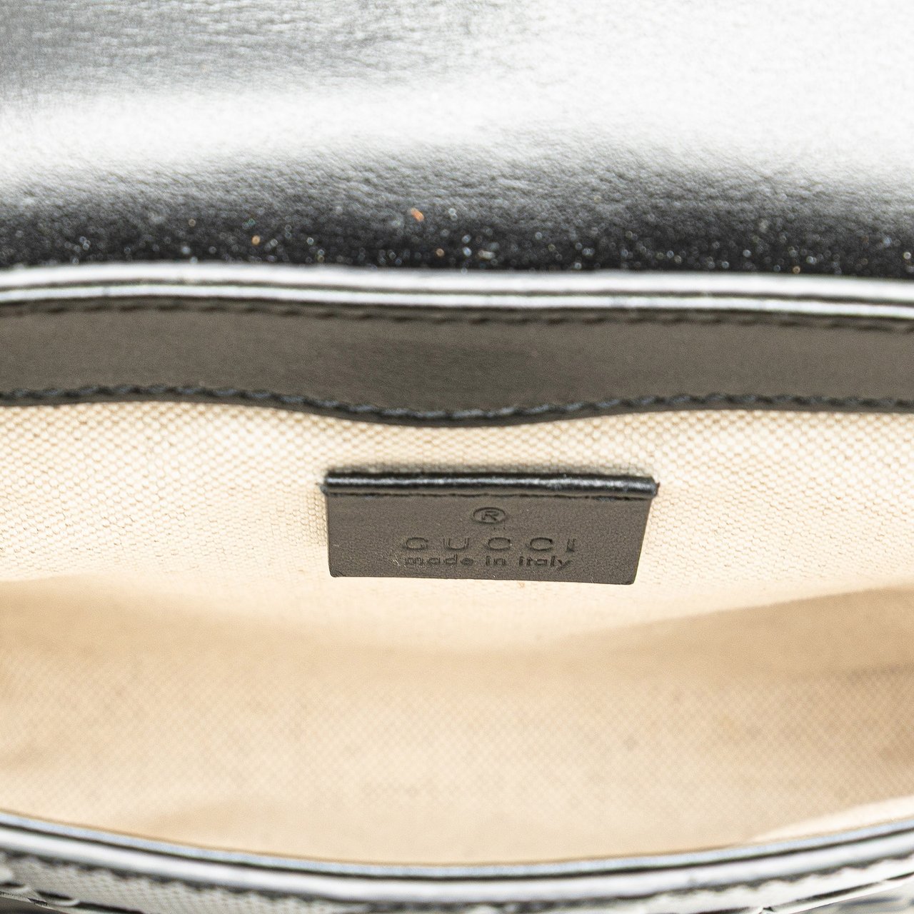 Gucci GG Embossed Perforated Double Belt Bag Zwart