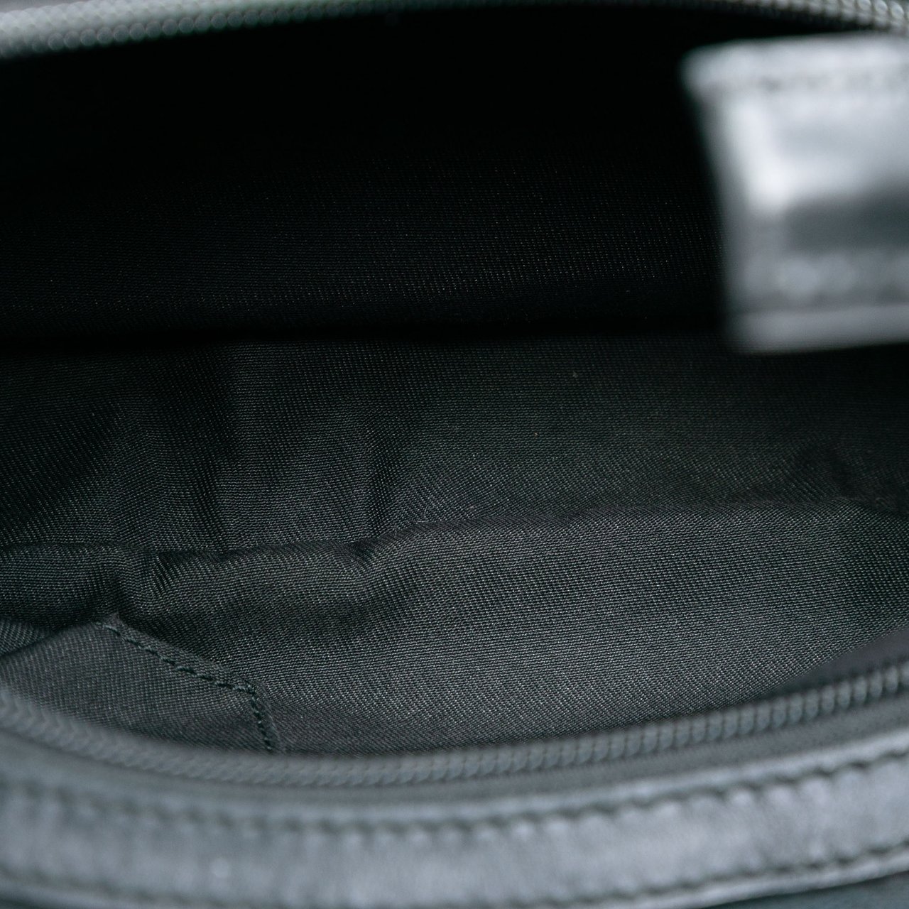 Gucci Small GG Canvas Web Pop Handbag Zwart