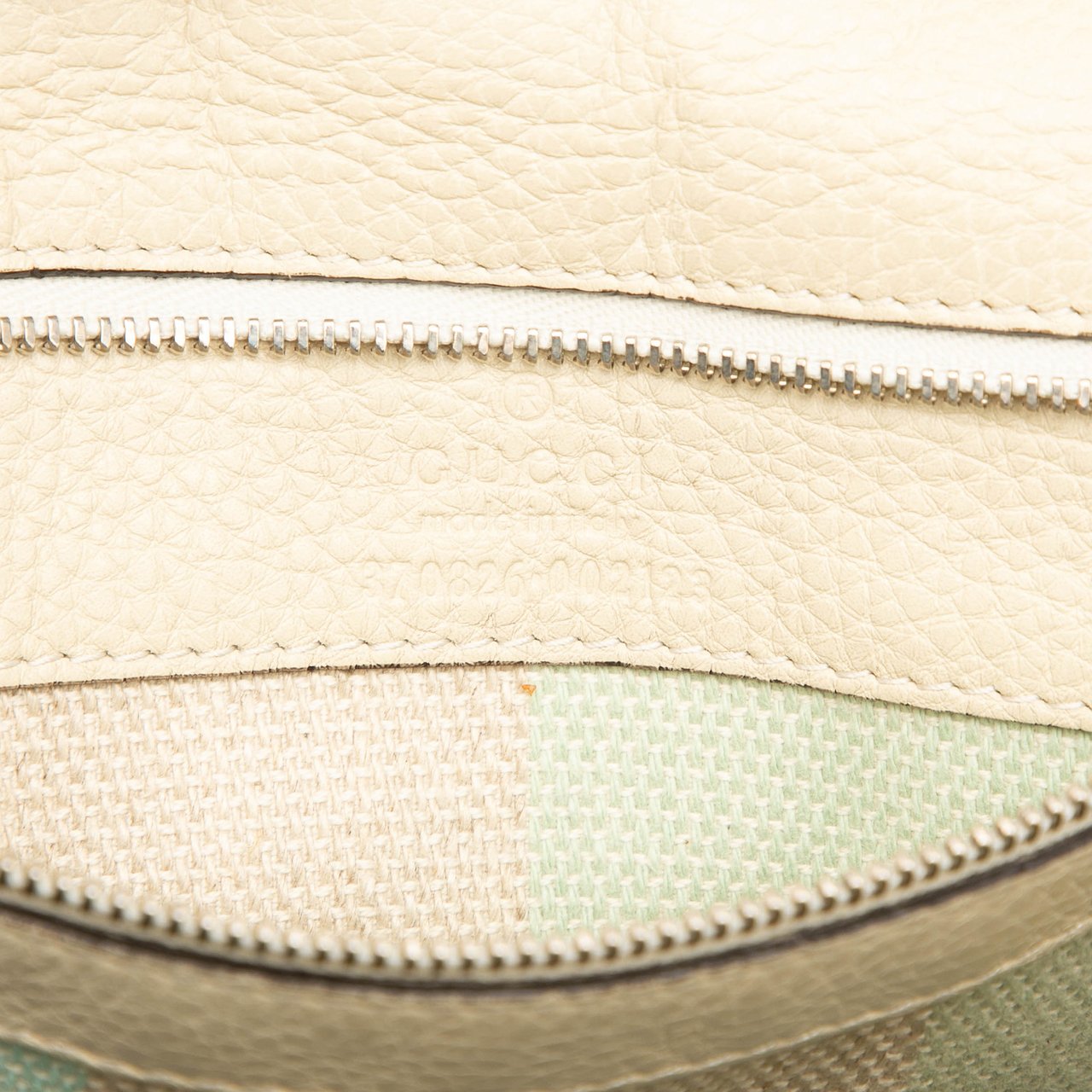 Gucci Medium Leather Bamboo Daily Crossbody Wit