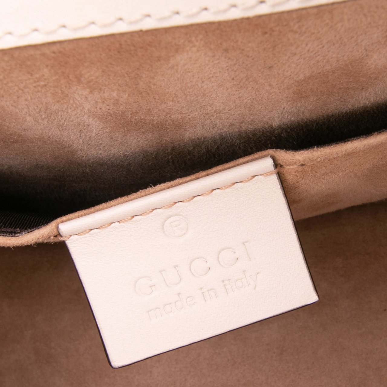 Gucci Mini Calfskin Sylvie Satchel Wit
