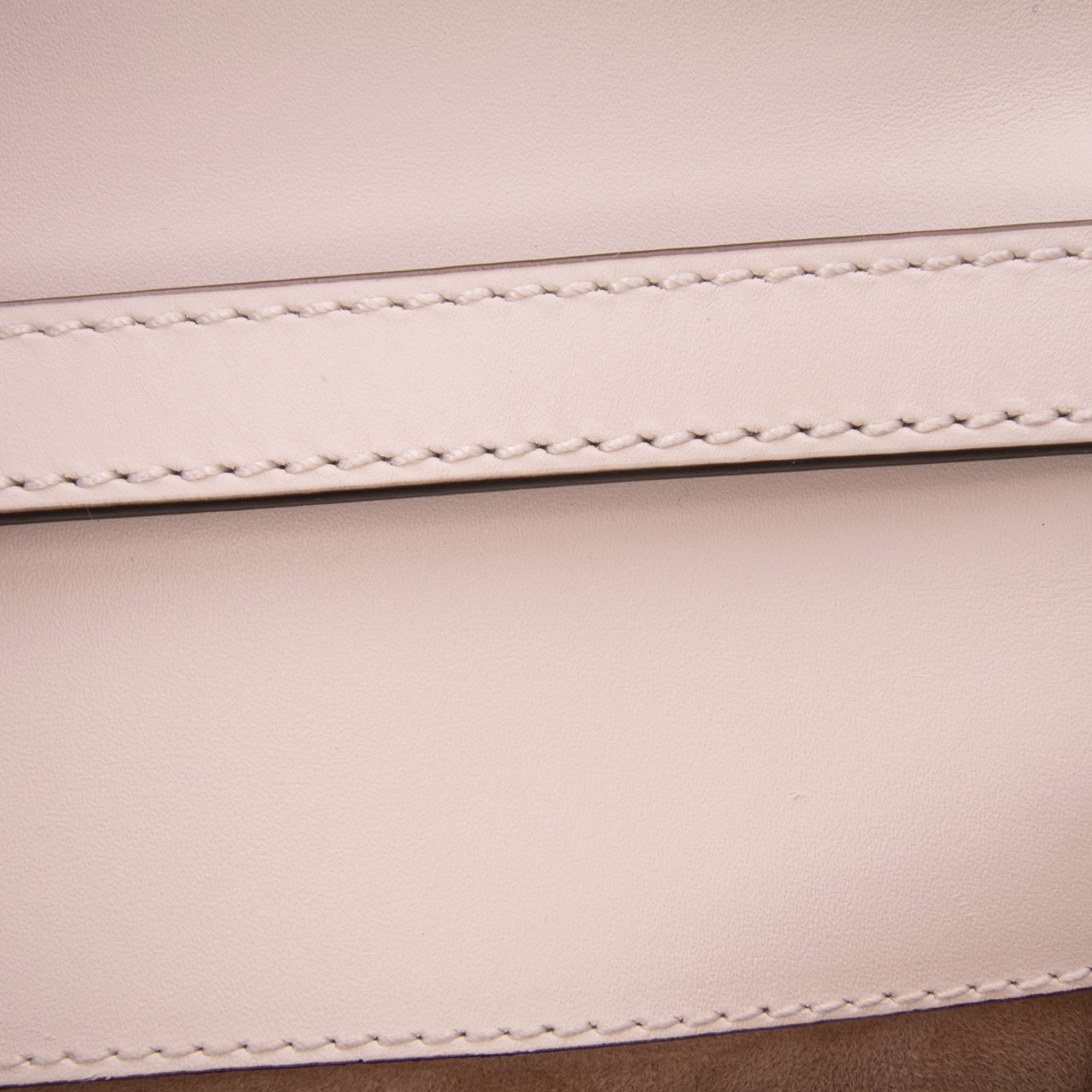 Gucci Mini Calfskin Sylvie Satchel Wit