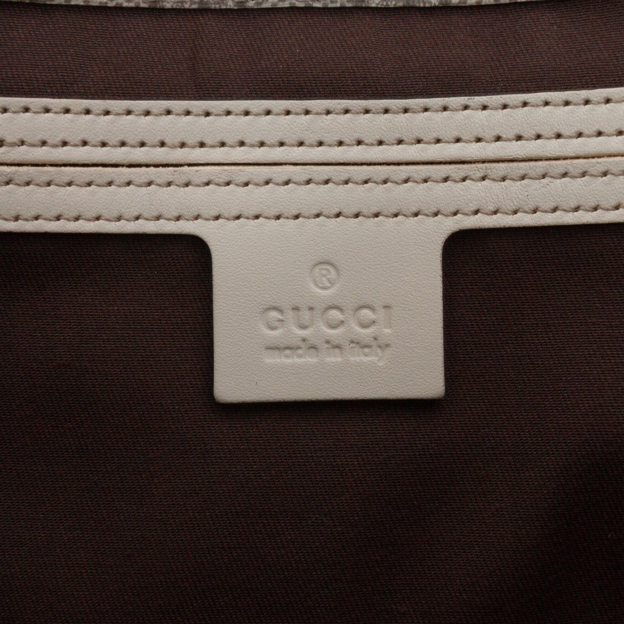 Gucci GG Supreme Crossbody Bruin