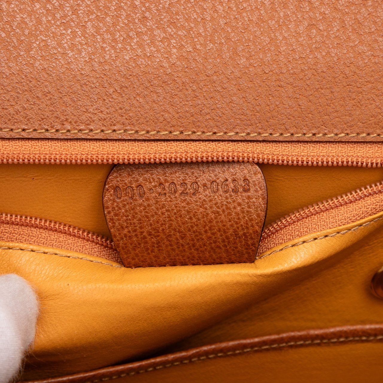 Gucci Grained Calfskin Bamboo Night Bruin