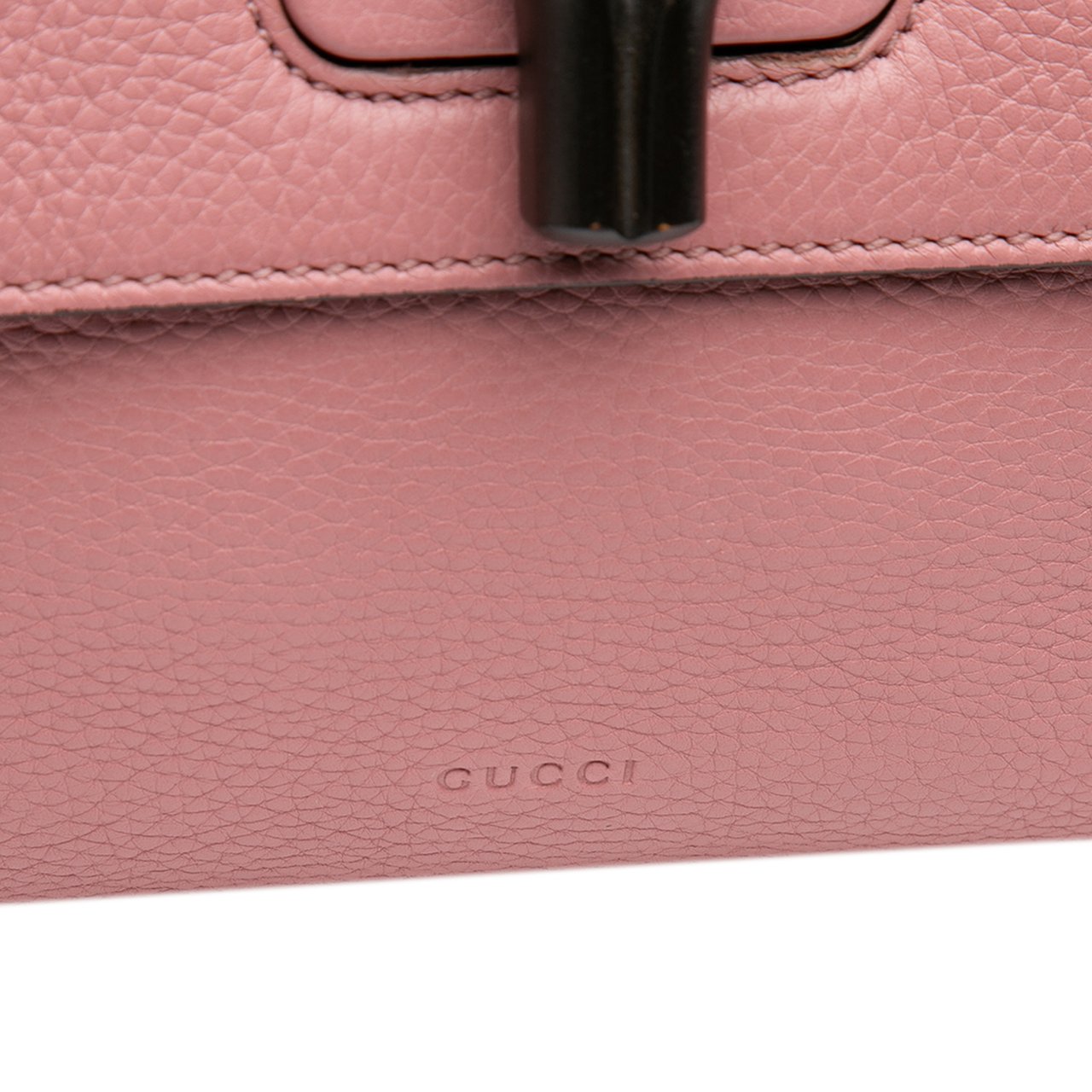 Gucci Medium Leather Bamboo Daily Satchel Roze