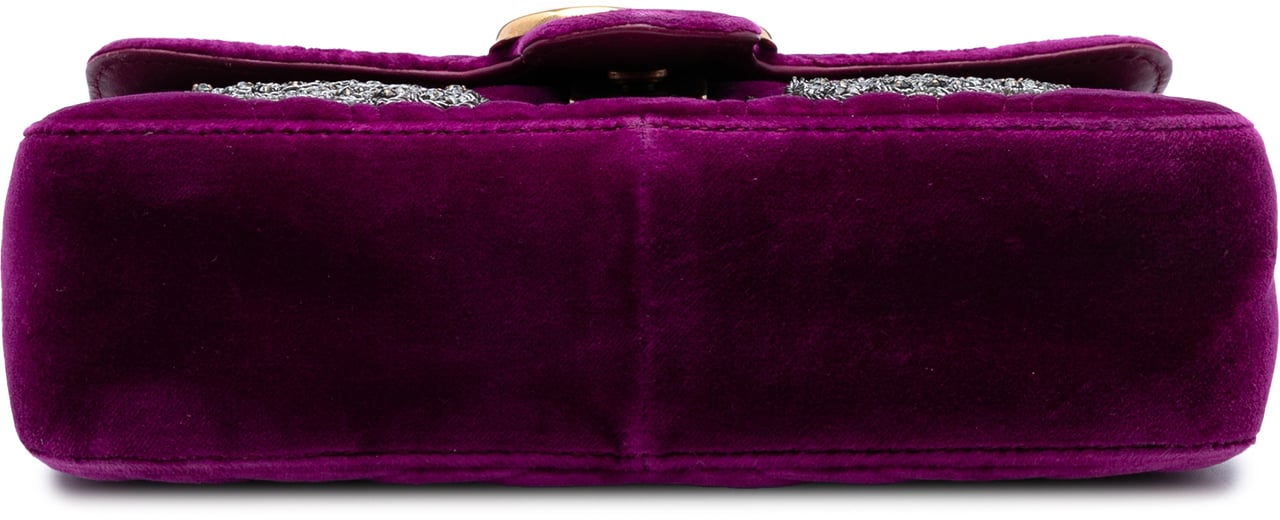 Gucci Small GG Marmont Matelasse Velvet Crystal Embellished Shoulder Bag Paars