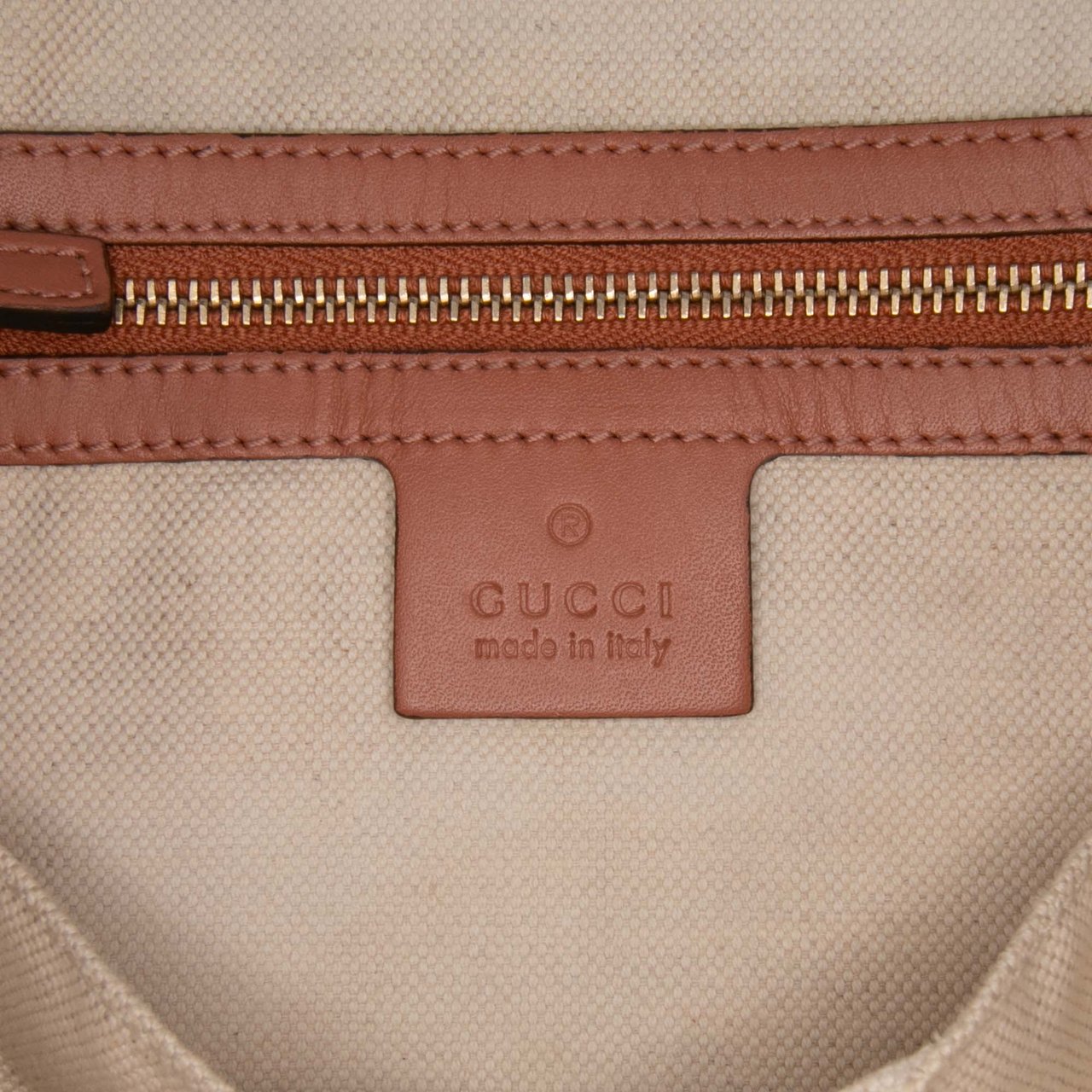 Gucci GG Canvas Heart Bit Satchel Bruin
