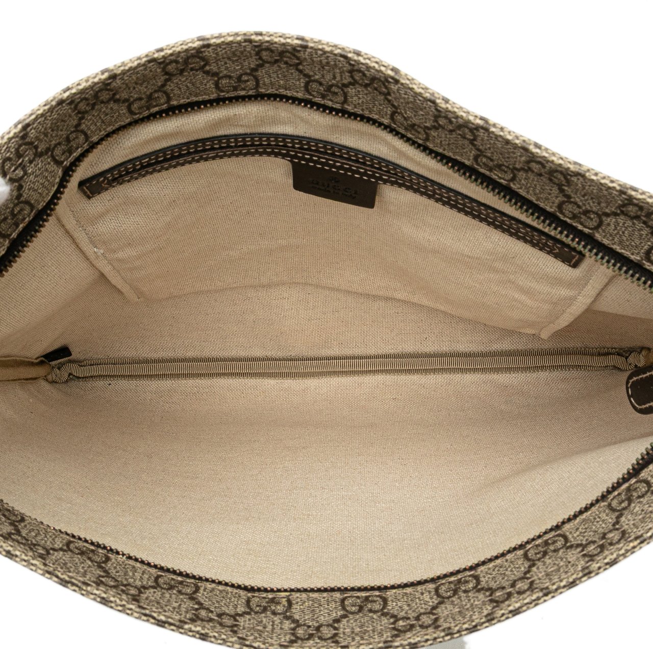 Gucci GG Supreme Crossbody Bruin