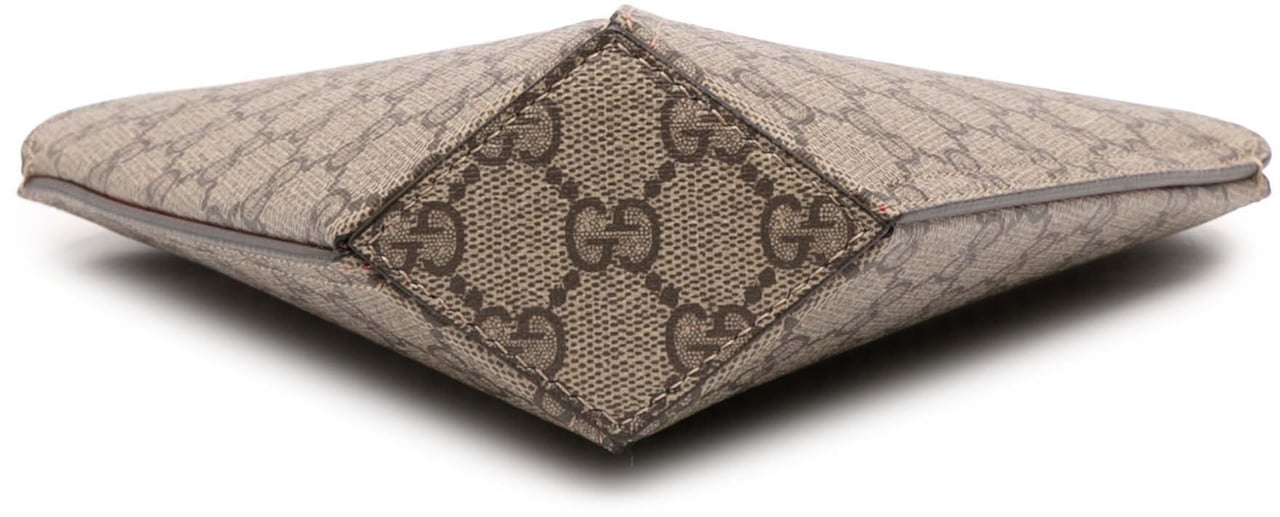 Gucci Valentines Day GG Supreme Love Heart Bag Bruin