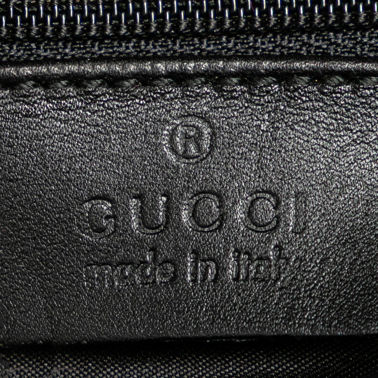 Gucci GG Canvas Tiger Charm Crossbody Blauw