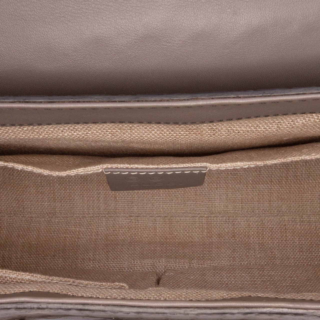 Gucci Medium Microguccissima Emily Shoulder Bag Grijs