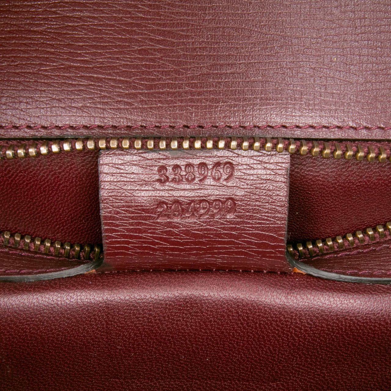 Gucci Leather Heartbeat Clutch Rood