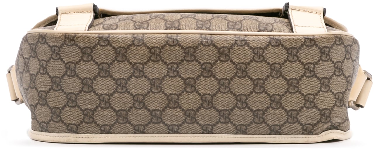 Gucci GG Supreme Crossbody Bruin