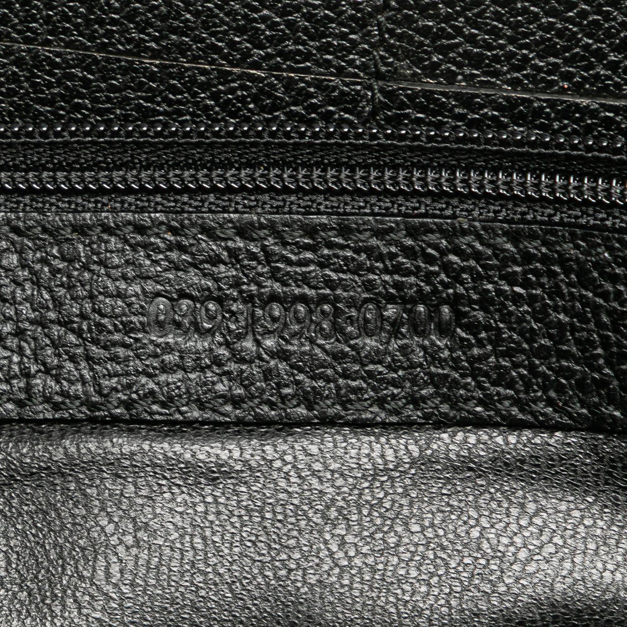 Gucci Suede Bamboo Wallet On Strap Zwart