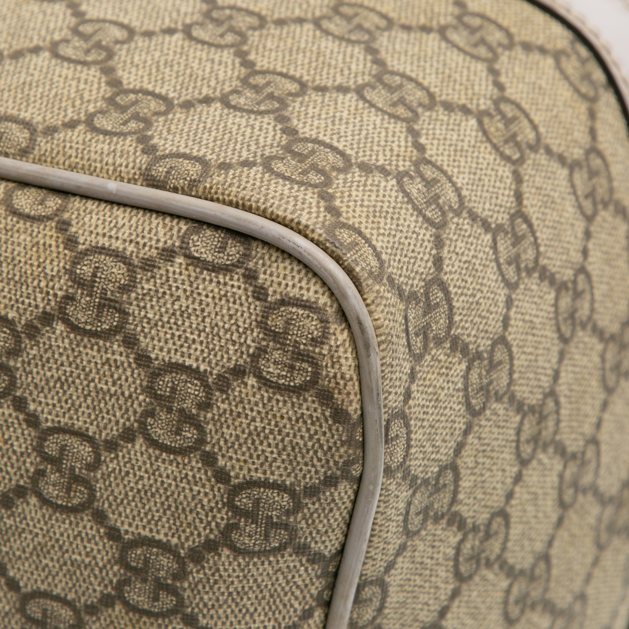 Gucci GG Supreme Joy Boston Bag Bruin