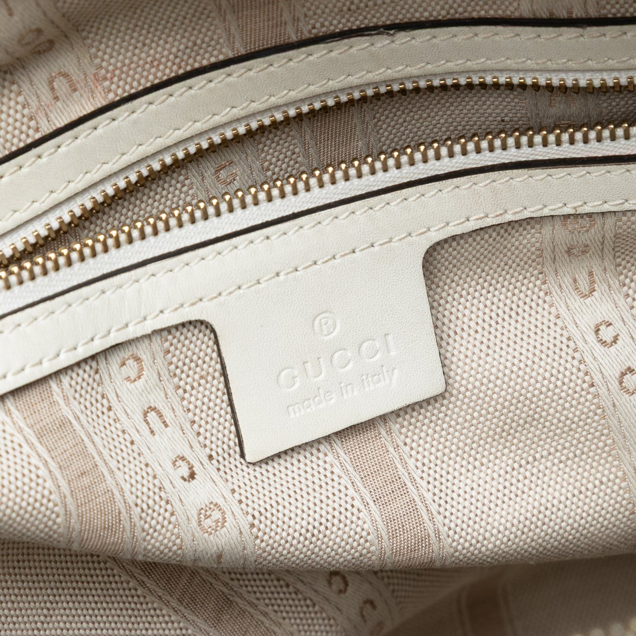 Gucci Medium Diamante Leather Boston Bag Wit