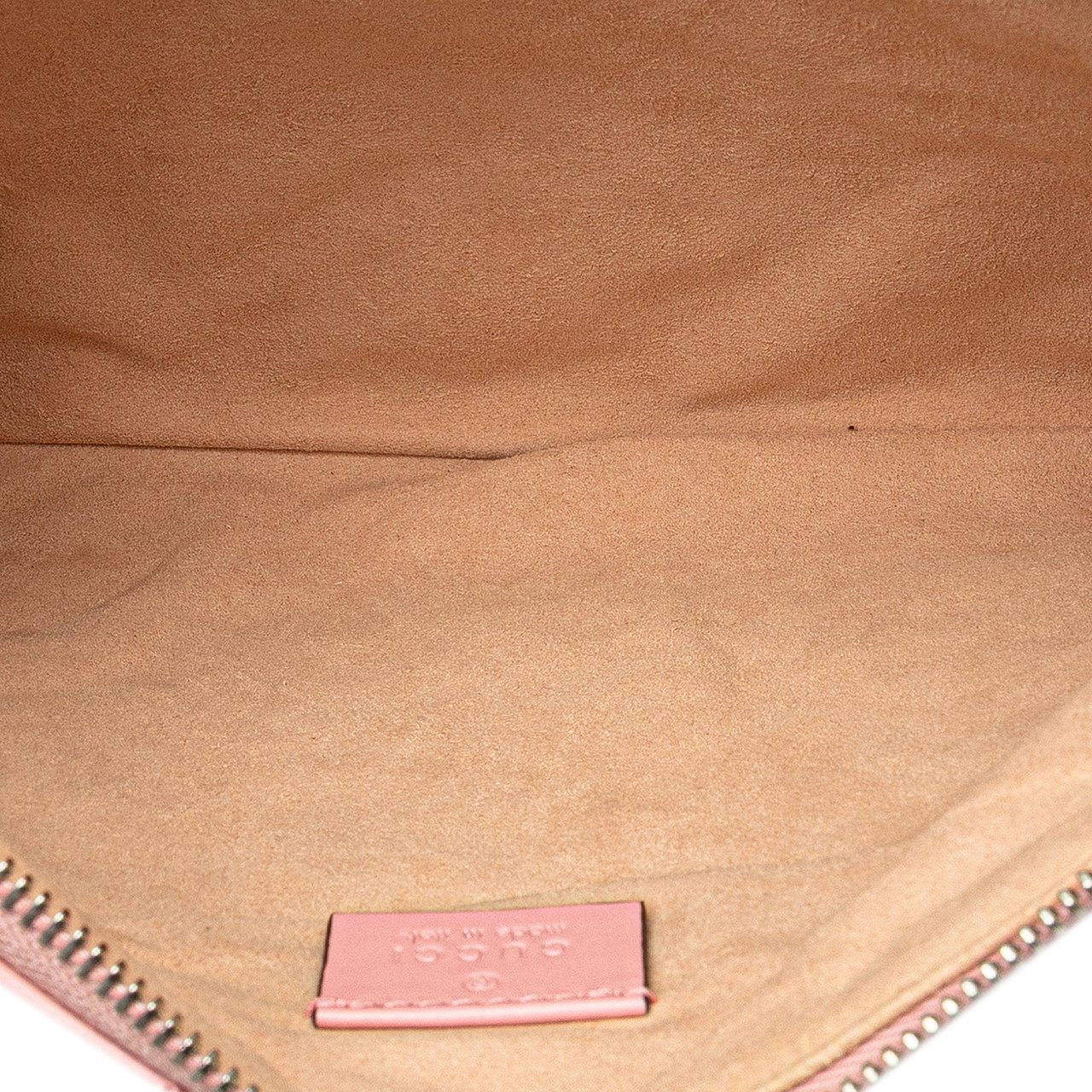 Gucci GG Marmont Matelasse Leather Clutch Roze