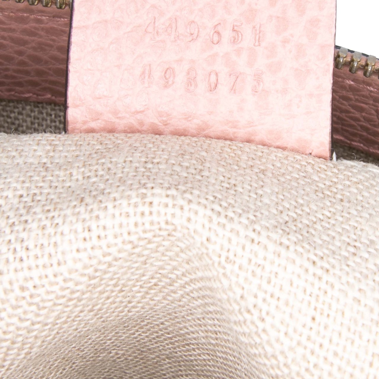 Gucci Medium Leather GG Charm Dome Satchel Roze