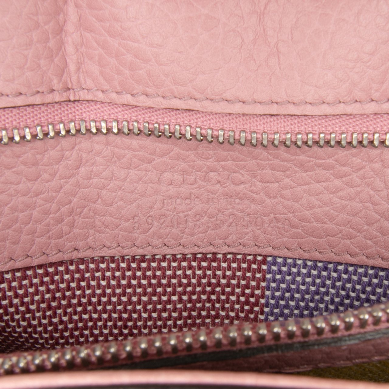 Gucci Medium Leather Bamboo Daily Satchel Roze