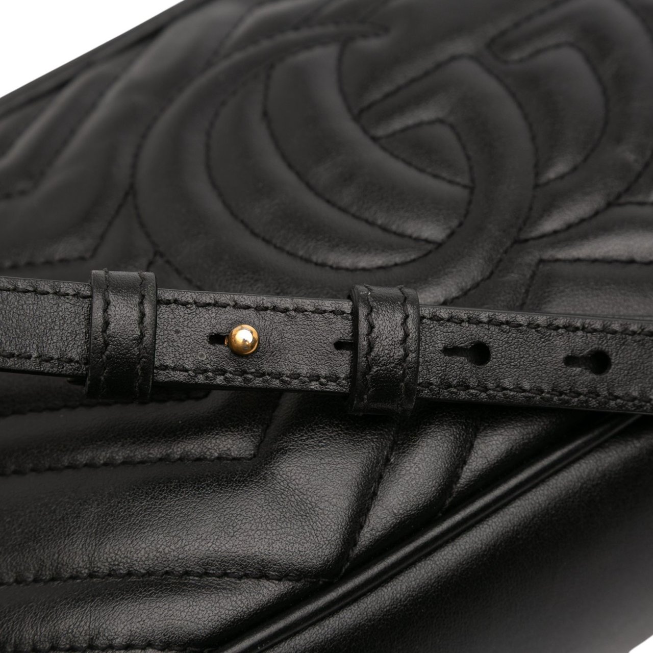 Gucci Small GG Marmont Matelasse Leather Crossbody Zwart